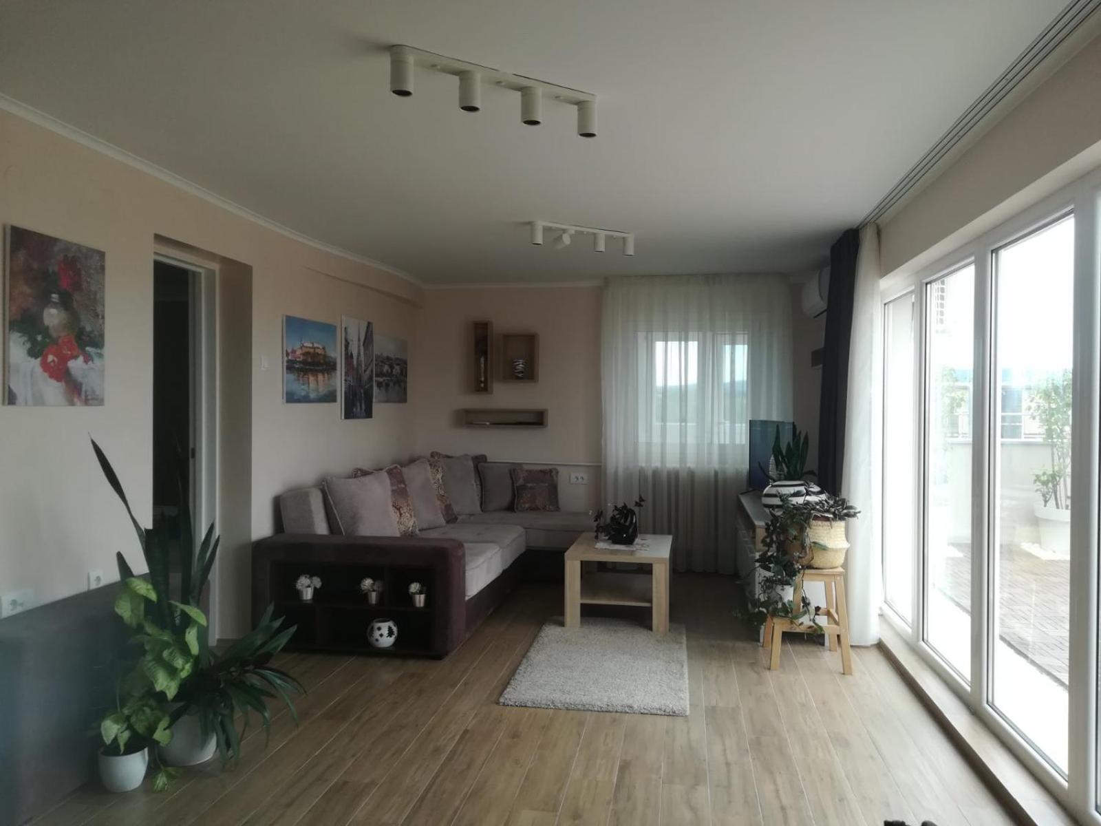 Penthouse Apartment Novi Sad Buitenkant foto